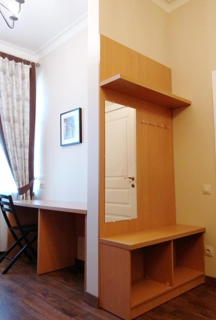 Belokorichi Hotell Kiev Exteriör bild