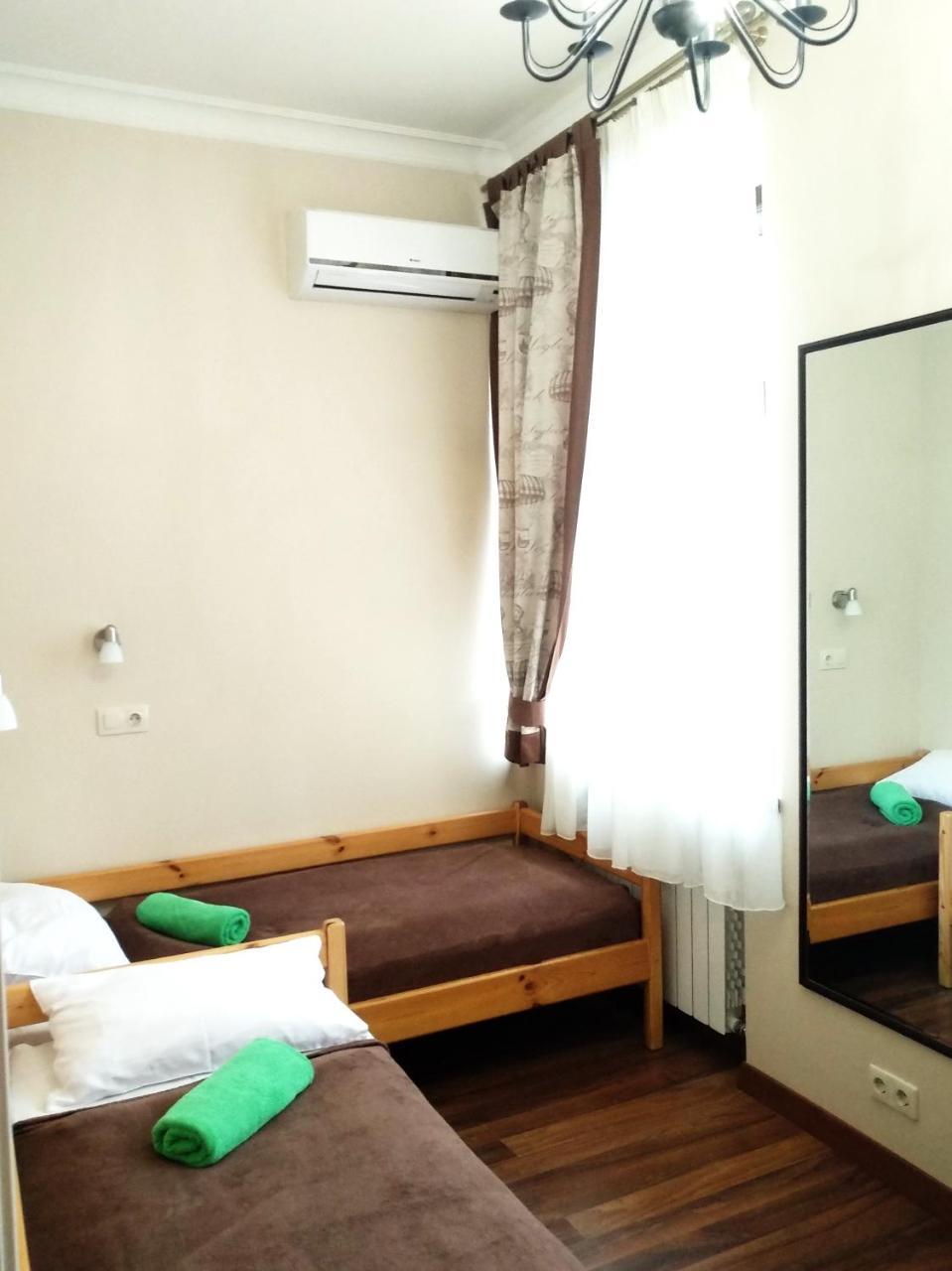 Belokorichi Hotell Kiev Exteriör bild