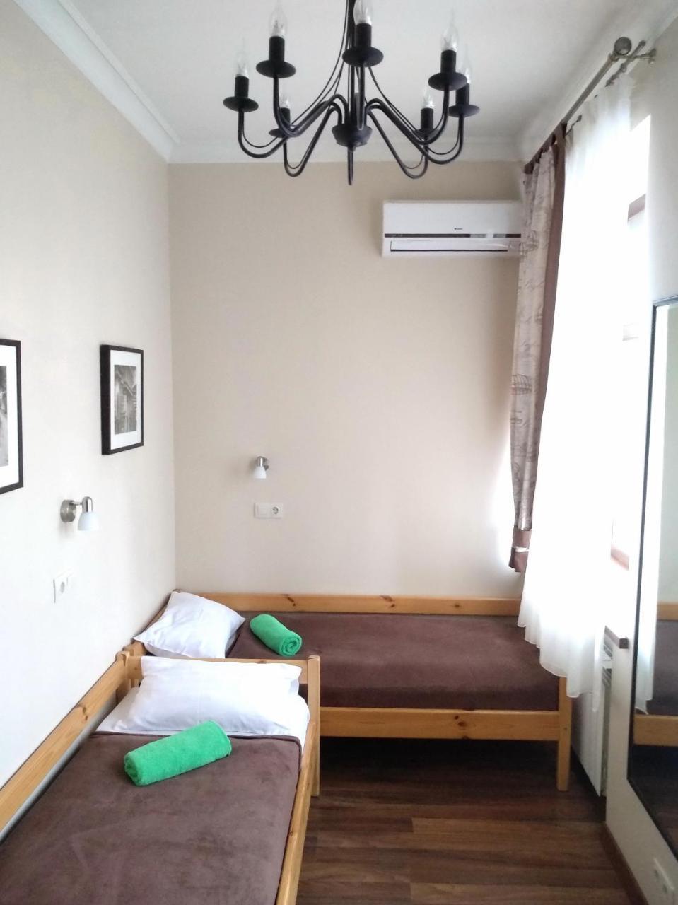 Belokorichi Hotell Kiev Exteriör bild