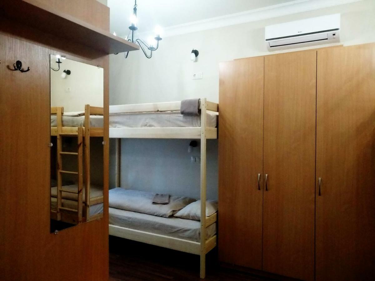 Belokorichi Hotell Kiev Exteriör bild